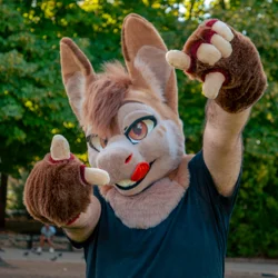 Armeyk - photo 17 - Handcrafted Custom Fursuit by StuffedTails
